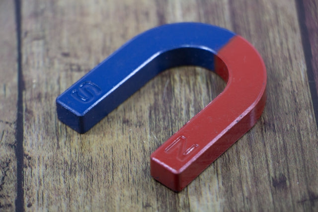 腕時計に磁気が与える影響とは?対処方法もご紹介